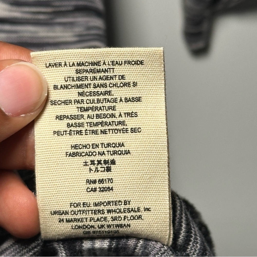 Free People Black and Gray Turtleneck Sweater - Picture 14 of 14